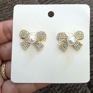 Rhinrstone Pearl Bow Earrings